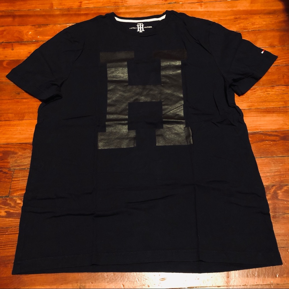 Tommy Hilfiger - Graphic Navy Blue T-Shirt